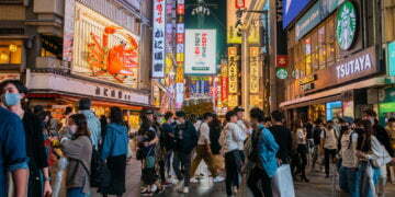 Virtual reality allows Japan’s aged tour the world