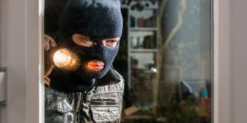 Unidentified burglars decamp with valuables really worth Rs 1.Seventy five lakh