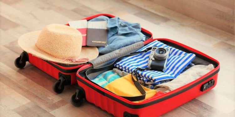 How to Avoid Paying Checked Baggage Fees