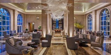 Want to Relax? Relax in the Pool of One of These 5 Best Hotels in Dallas!