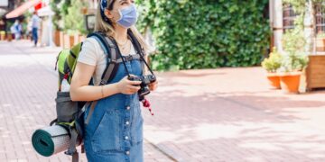 How to Stay Safe when Traveling Alone